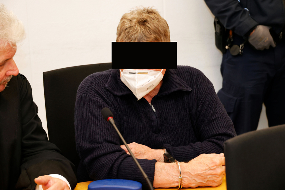 Andreas F. (64) am Montag beim Prozessauftakt am Chemnitzer Landgericht.