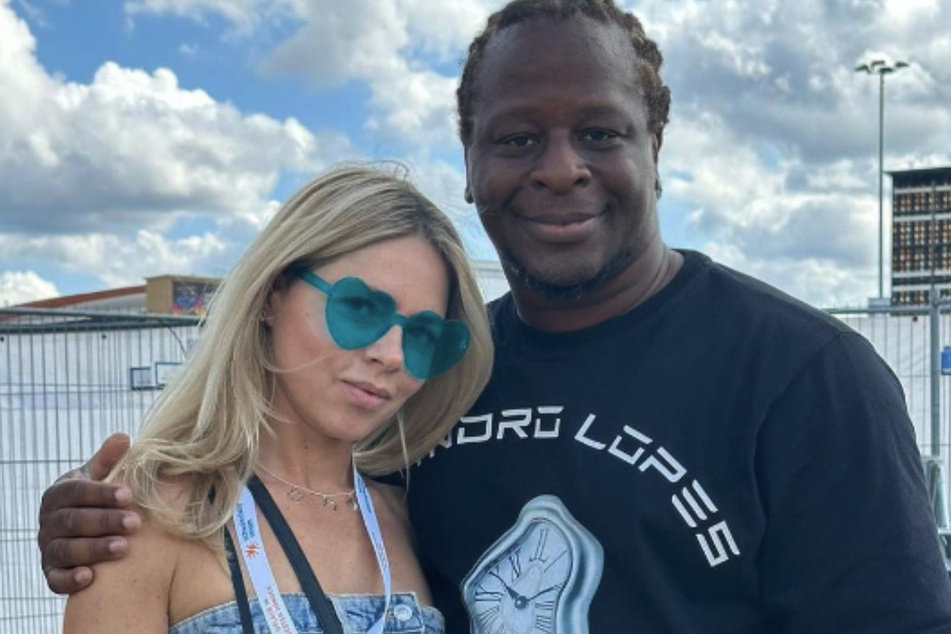 Mola Adebisi (51) und Ehefrau Adelina (37) haben Anfang des Jahres in Las Vegas geheiratet.