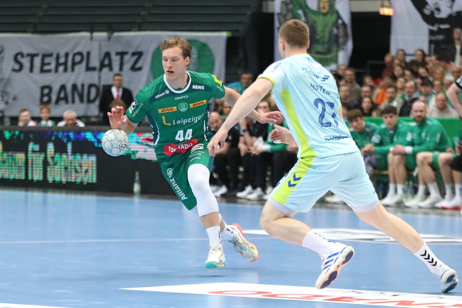 Blaer Hinriksson (l.) war neben Tomas Piroch der beste Werfer aus den Leipziger Reihen.