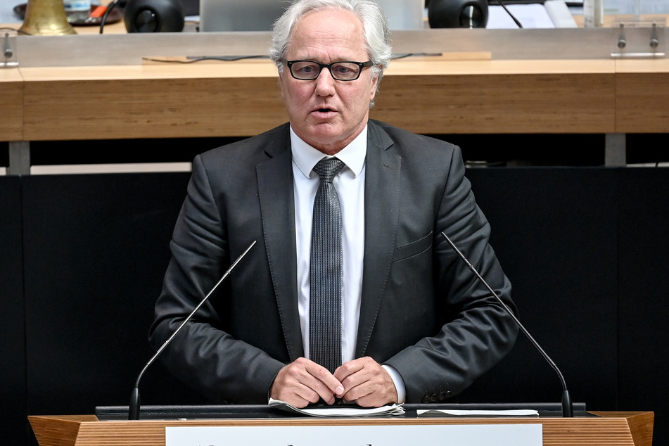 SPD-Innenpolitiker Frank Zimmermann sieht ein generelles Silvesterverbot kritisch.
