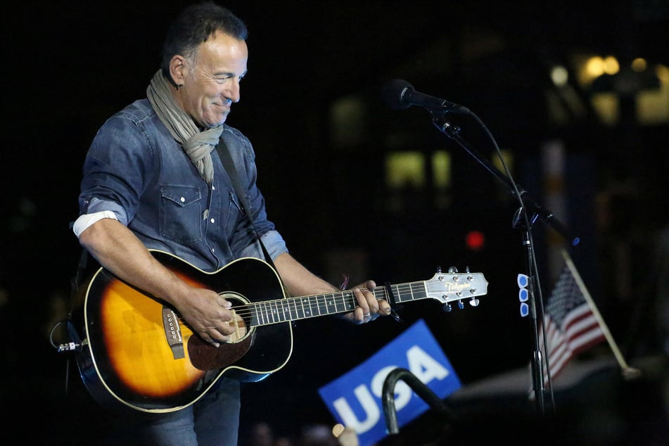 Bruce Springsteen (71) was arrested on November 14 for allegedly driving his motorcycle while intoxicated.