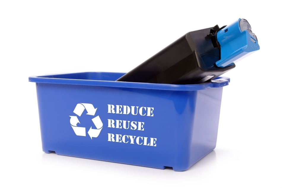 Recycling ist eine gute Option, um Druckerpatronen zu entsorgen.