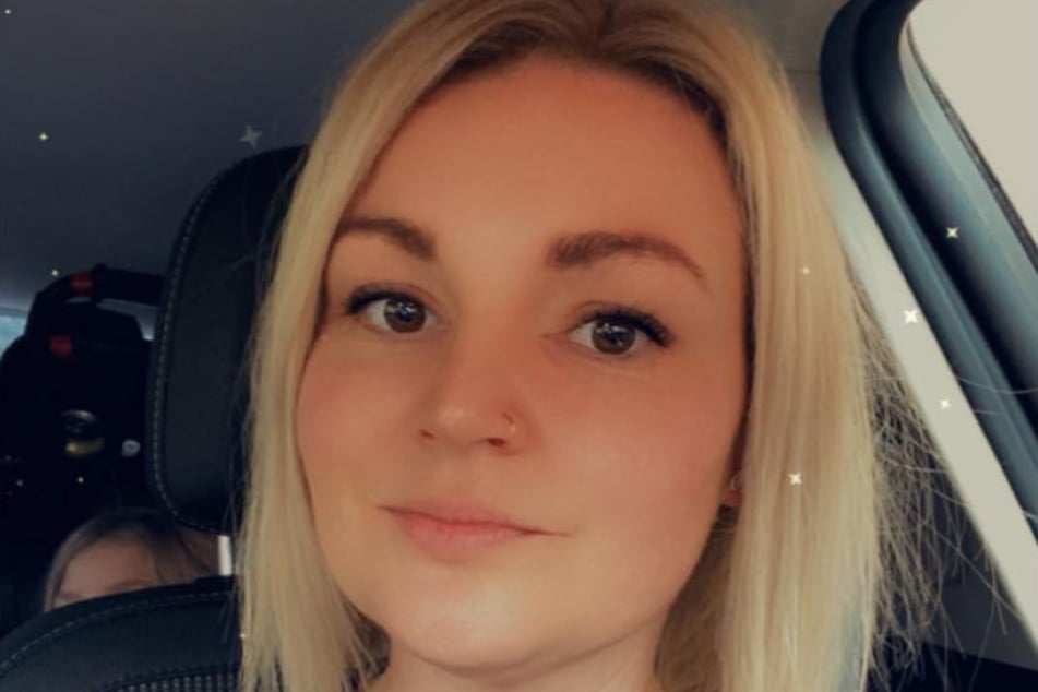 Rebecca Holford (34) auf einem Facebook-Selfie.