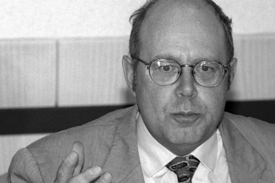 Hartmut Holzapfel (†78) ist tot: SPD trauert um langjährigen Minister