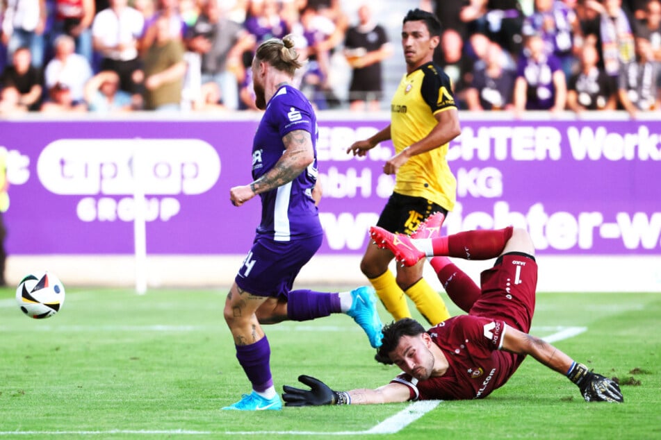 Im Hinspiel erzielte Marvin Stefaniak (29, l.) nicht nur das 2:0 selbst, sondern bereitete auch noch die Auer Führung vor.