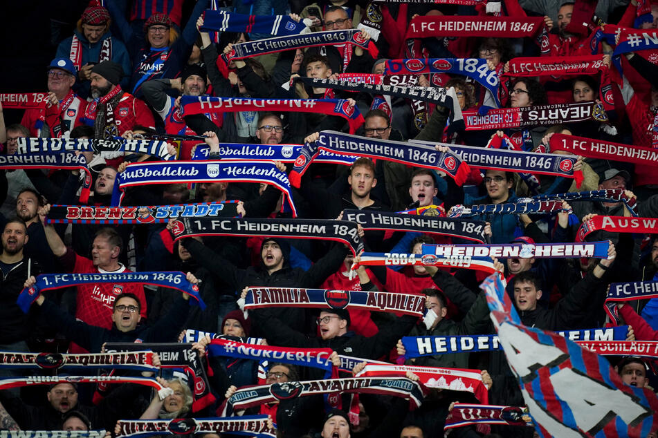 Beim Spiel zwischen dem 1. FC Heidenheim und dem FC St. Pauli verstarb ein Fan.