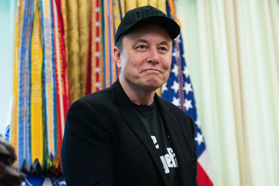 Elon Musk is on track to become the world's first trillionaire after Tesla shareholders overwhelmingly endorsed a massive pay package.