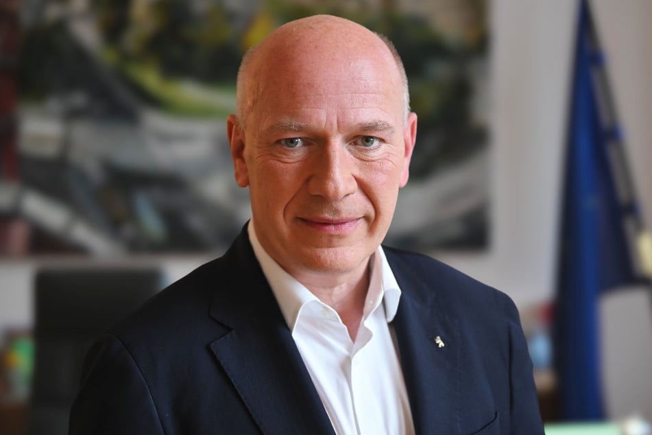 Berlins Regierender Bürgermeister Kai Wegner (52, CDU) soll bei der Wahl im kommenden Jahr von Krach herausgefordert werden.
