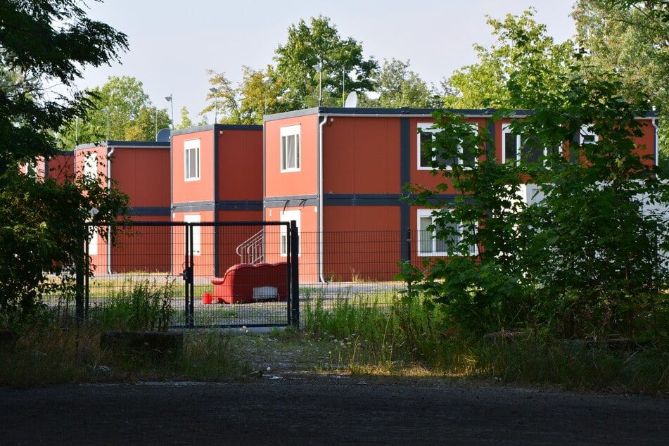 Die Wohncontainer in der Straße "An den Tierkliniken" sollen als Reservekapazitäten erhalten bleiben.