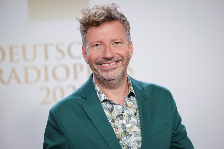 Thorsten Schorn tritt beim ESC 2024 erstmals in die großen Fußstapfen des langjährigen Kommentators Peter Urban (76).