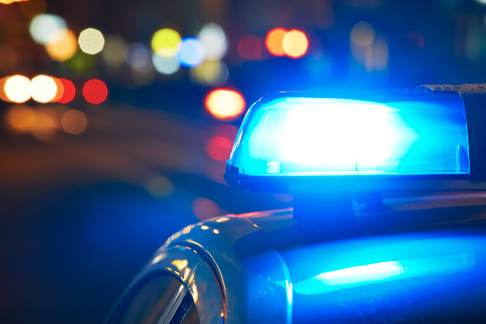 Die Hotelmitarbeiter schalteten nach dem Drogenfund umgehend die Polizei ein. (Symbolbild)