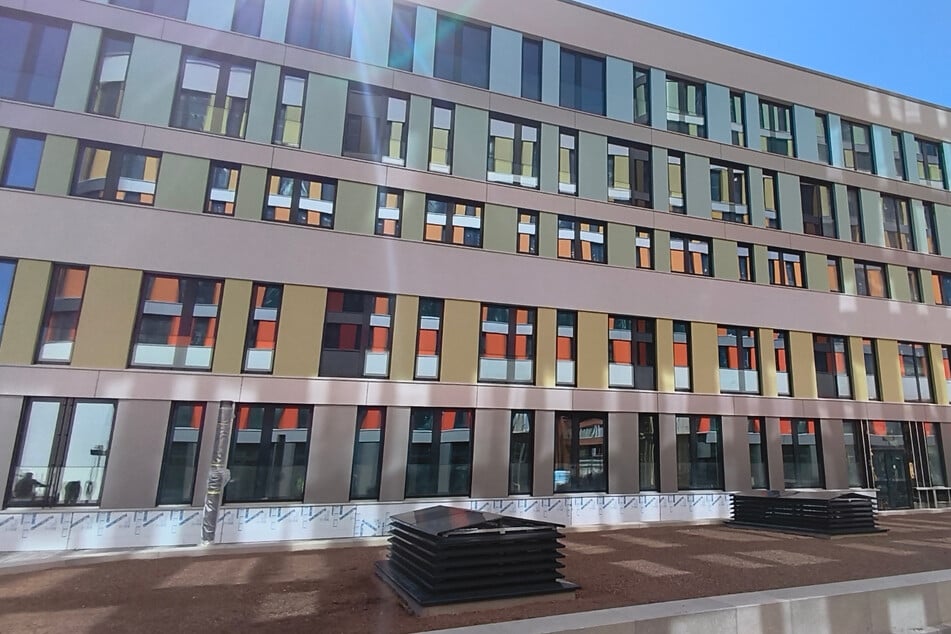 Leipzig: Die Gerüste sind weg! Neues Leipziger Ostforum erstmals vollständig enthüllt