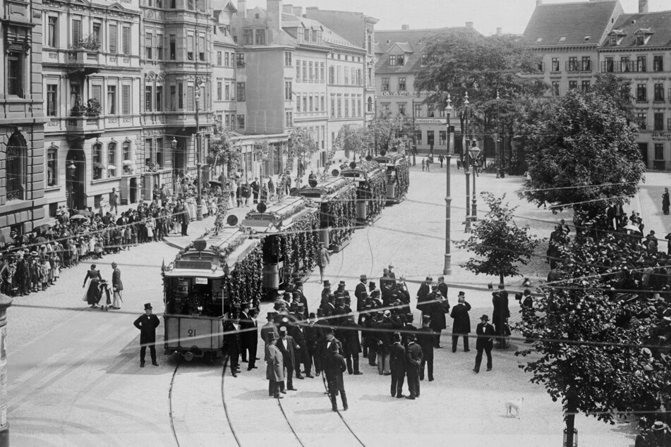 In Magdeburg fahren seit 125 Jahren elektrische Straßenbahnen.