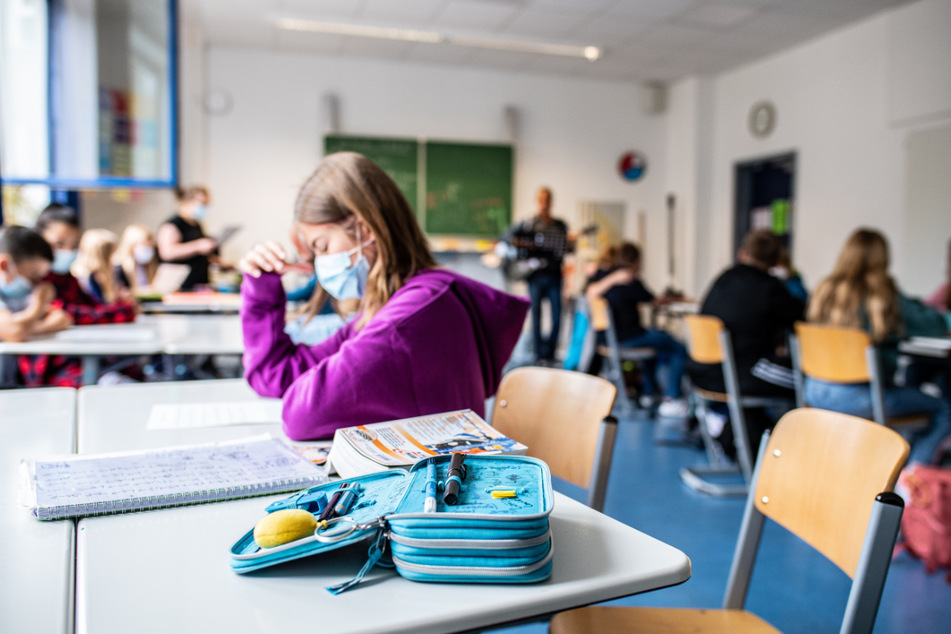 In einer Woche startet in Sachsen wieder die Schule. Noch sind die Handwerker in vielen Schulhäusern am arbeiten.