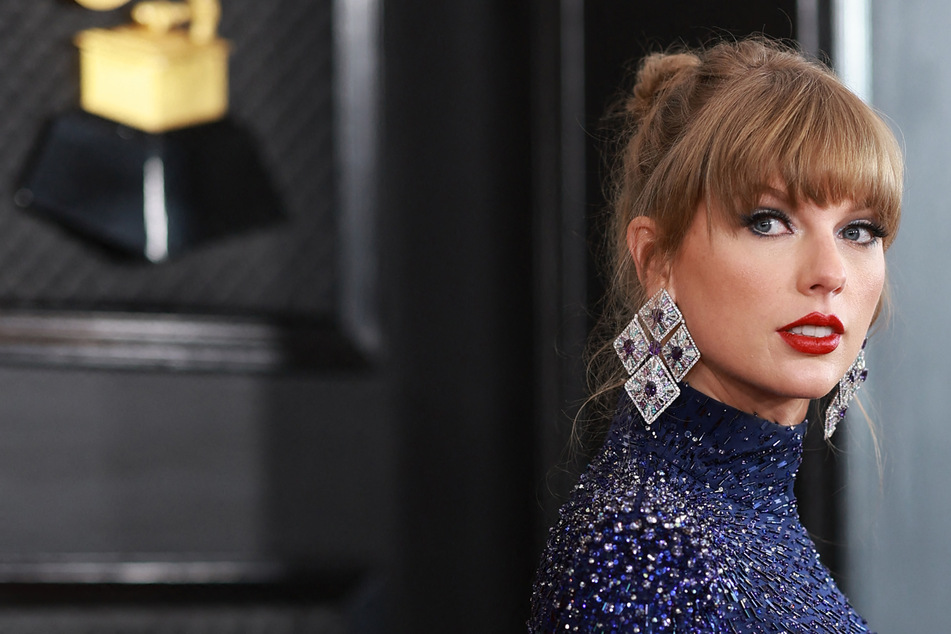Taylor Swift cancels private NYC club membership after date photos leak