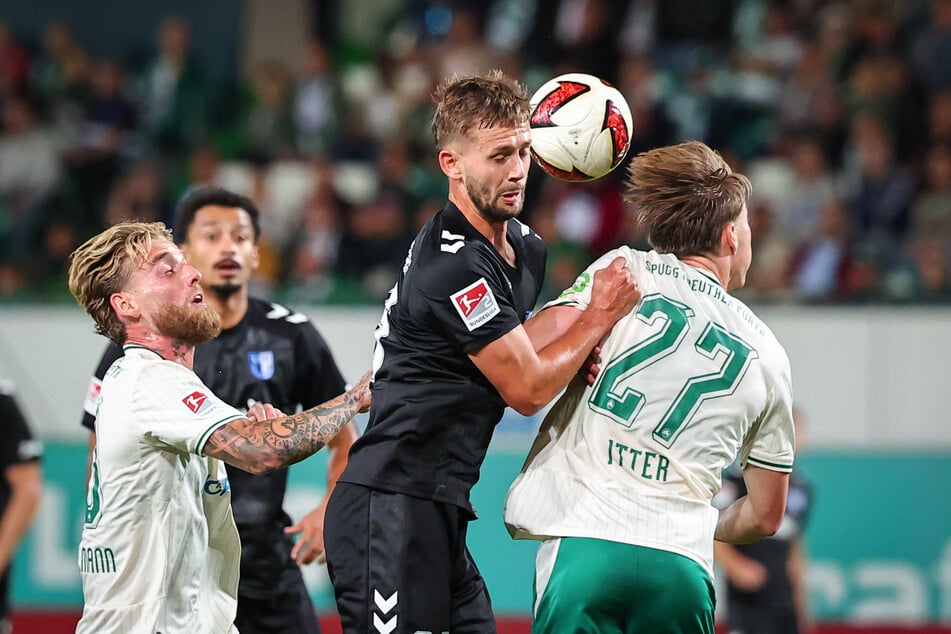 Torben Müsel (M.) und seine Kollegen nahmen am Ende wenigstens einen Zähler aus dem Frankenland mit.