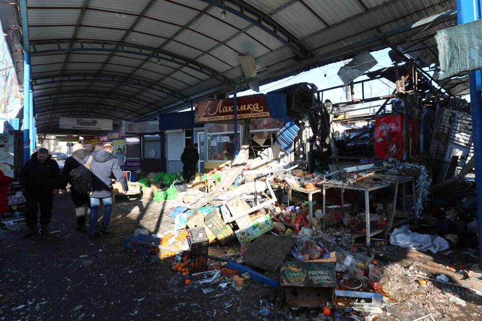 A busy market in the Russian-occupied city of Donetsk was shelled on Sunday morning, killing at least 25 people according to local authorities.
