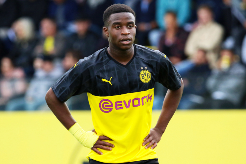 Youssoufa Moukoko hat im Jugend-Bereich Rekorde für die Ewigkeit gebrochen. (Archivbild)