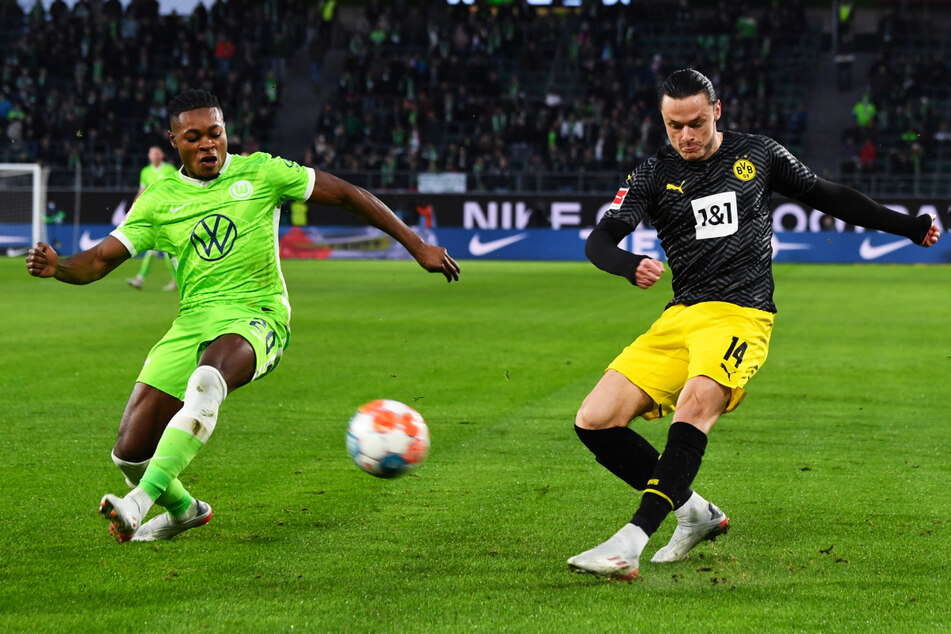 Nico Schulz (29, r.) konnte die Erwartungen bei Borussia Dortmund nicht erfüllen.