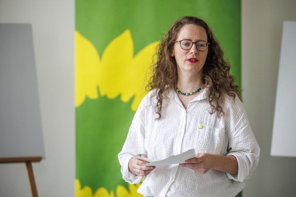 Stadträtin Susanne Krause (40, Grüne) hofft auf mehr (echtes) Grün am Einrichtungshaus in der Friedrichstadt.