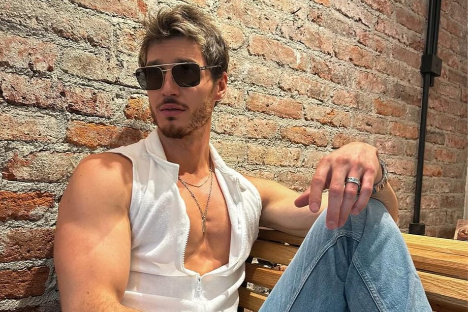 Neben der Musik und dem Modeln versuchte sich der 29-Jährige als Tänzer in der mexikanischen Tanzshow "Las Estrellas Bailan en Hoy".