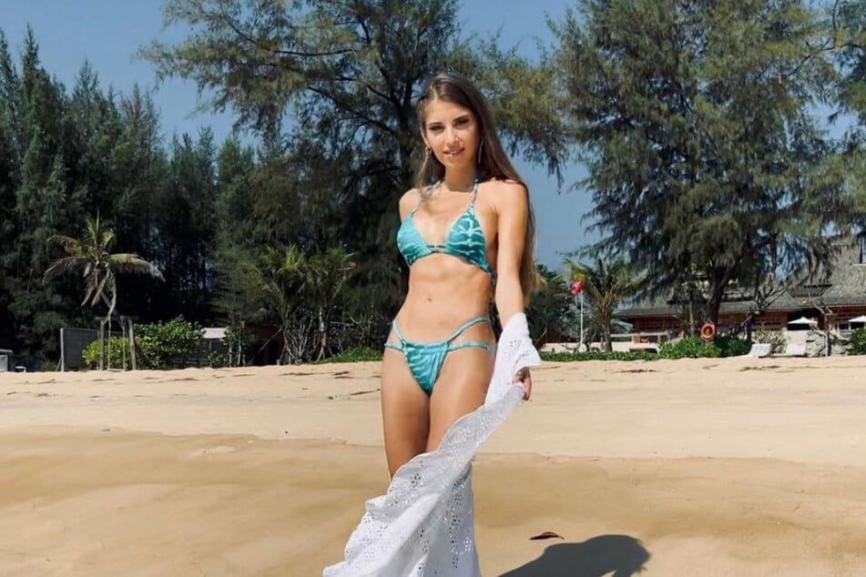 Cathy Hummels (33) dreht im Moment für eine TV-Show auf Phuket in Thailand.