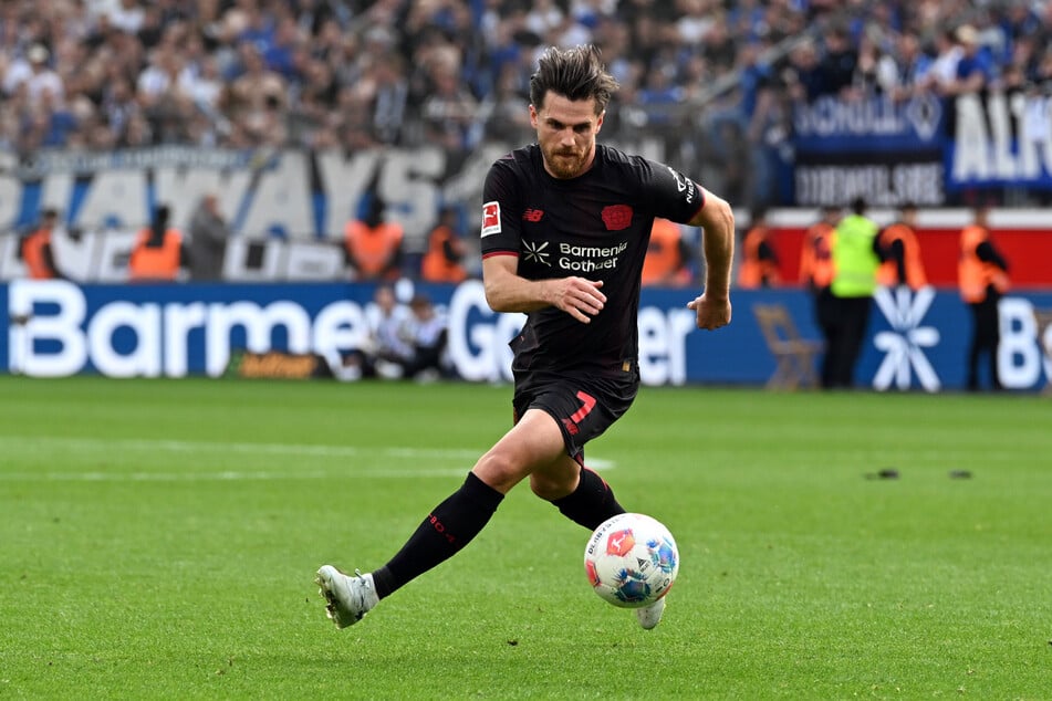 Schwebt auf Baby-Wolke sieben: Bundesliga-Profi Jonas Hofmann (34).
