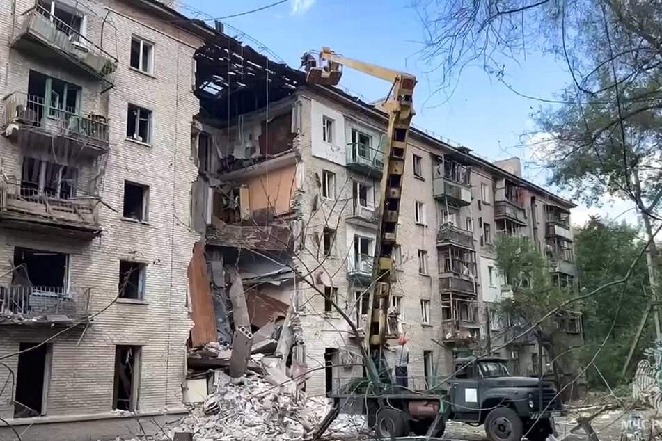 Im russisch besetzten Gebiet Luhansk sind ukrainische Drohnen in eine Berufsschule und einem Wohnheim eingeschlagen. Unter den Trümmern befinden sich noch Verschüttete. (Archivfoto)