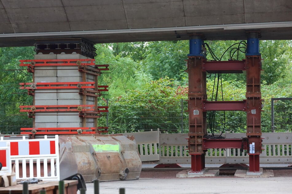 Dank Notunterstützung konnte das Bauwerk entlastet und abgesichert werden.