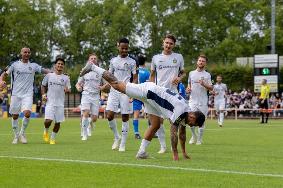 Filip Kusic (vorn) erzielte das 2:1 für Lok.