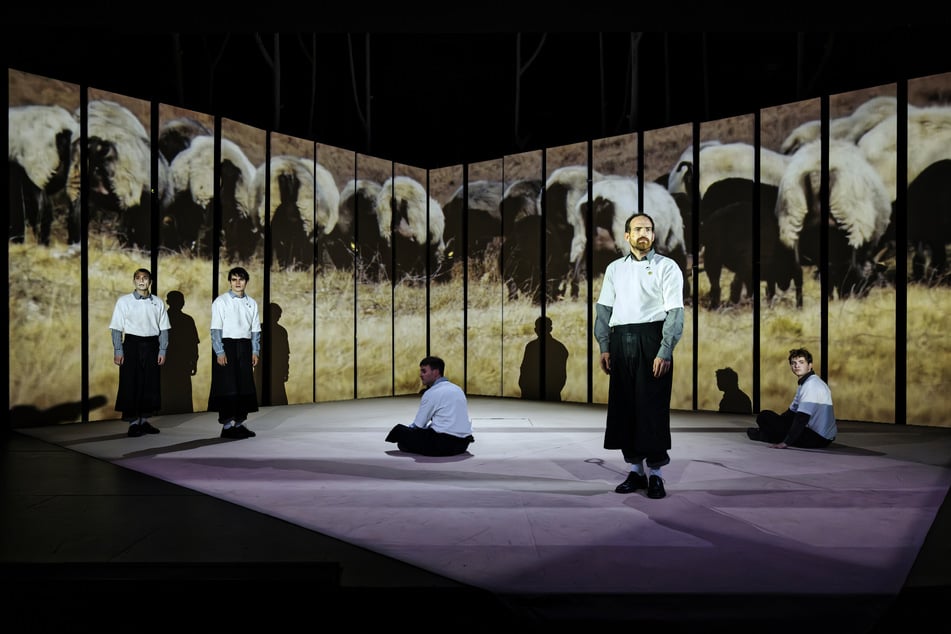 Das Theater Magdeburg feierte die Uraufführung von "Vom Norden rollt ein Donner".