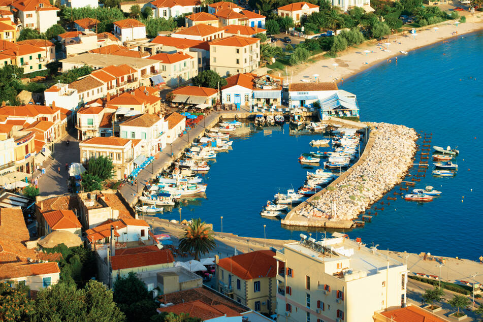 Ein Blick auf die verträumte Inselhauptstadt von Limnos, Myrina.