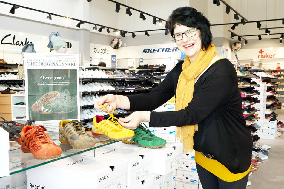 Bei Hammer Schuh sind Top-Marken wie ON, Dockers, Gabor, Bugatti, Clarks, Geox, Skechers, Waldläufer oder Rieker gerade richtig günstig.