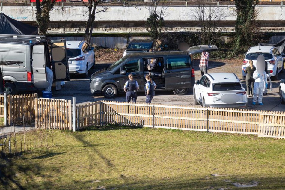 Toter in Auto bei Pforzheim entdeckt: Hinweise auf Fremdverschulden