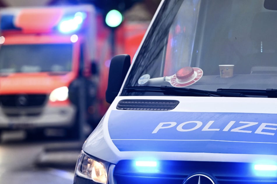 Polizei und Rettungsdienst waren vor Ort. (Symbolfoto)