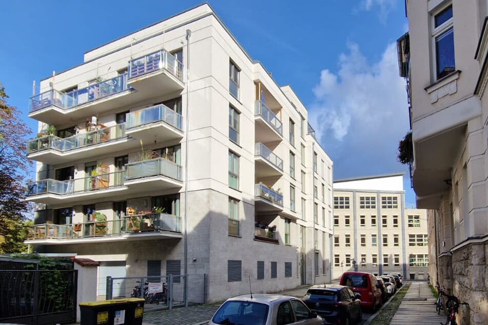 In diesem Leipziger Wohnhaus fand am Donnerstag ebenfalls eine Razzia im Zusammenhang mit dem Video von Krasavice statt.