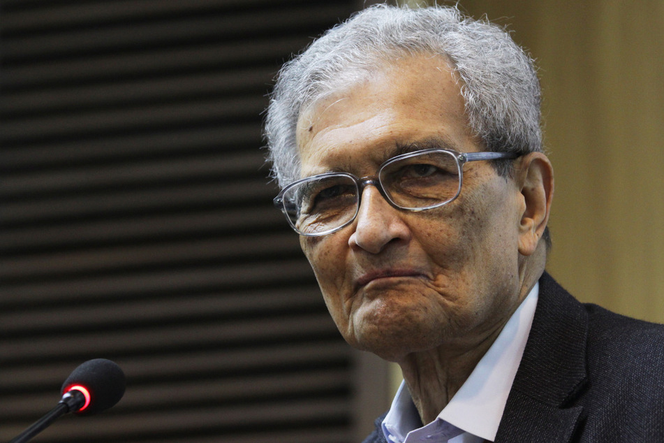 Der indische Wirtschaftswissenschaftler und Philosoph Amartya Sen (86). Sen erhält den Friedenspreis des Deutschen Buchhandels 2020. Bereits 1998 hat er den Wirtschafts-Nobelpreis erhalten.