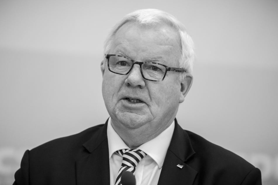 Von 2002 bis 2017 saß der Michael Fuchs (†73) im deutschen Bundestag.