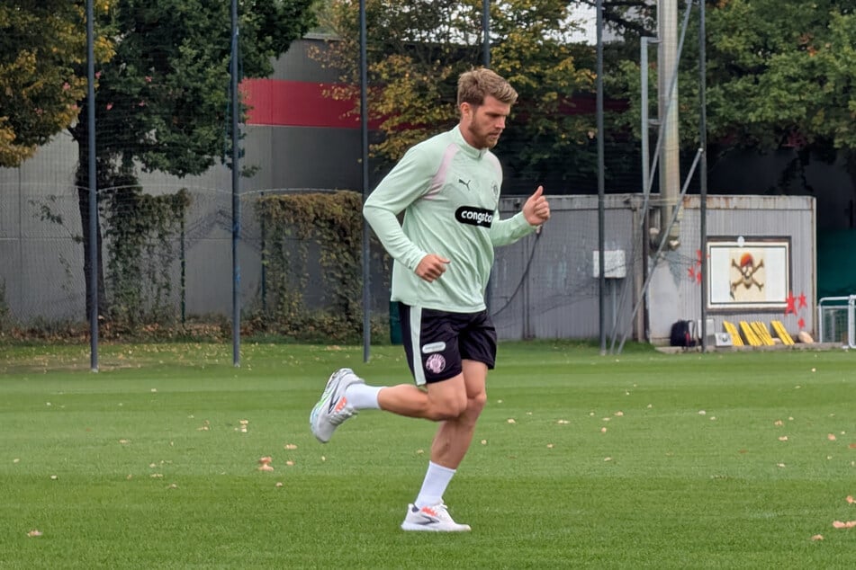 Marcus Mathisen (30) kehrte auf den Trainingsplatz zurück und drehte seine Runden.