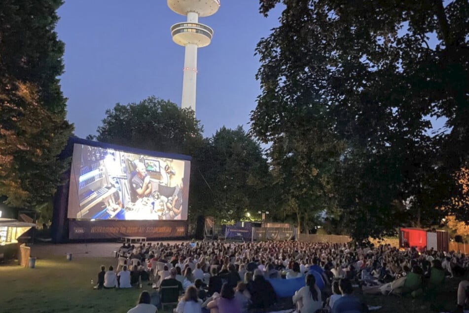 Das "SchanzenKino" im letzten Jahr im Schanzenpark in Hamburg.