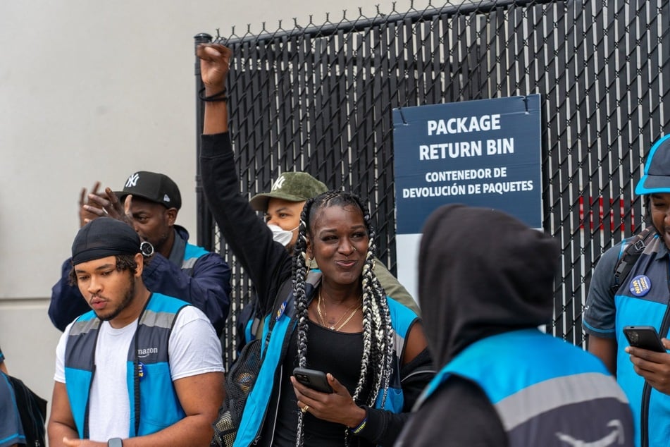 Amazon Teamsters at DBK4 are fighting for better wages and working conditions as the company continues its corporate union-busting efforts.