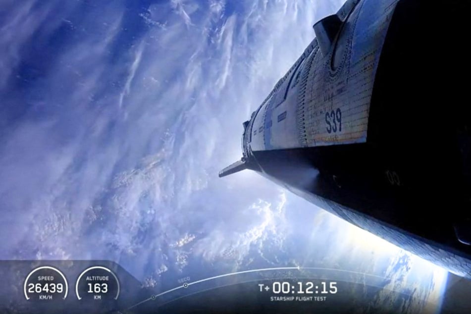 On Friday, SpaceX successfully performed a test flight for its Starship spacecraft, though the trip did hit a few glitches along the way.