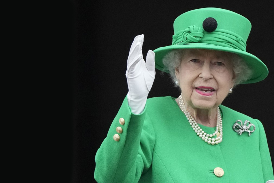 Queen Elizabeth "under medical supervision" as health fears mount