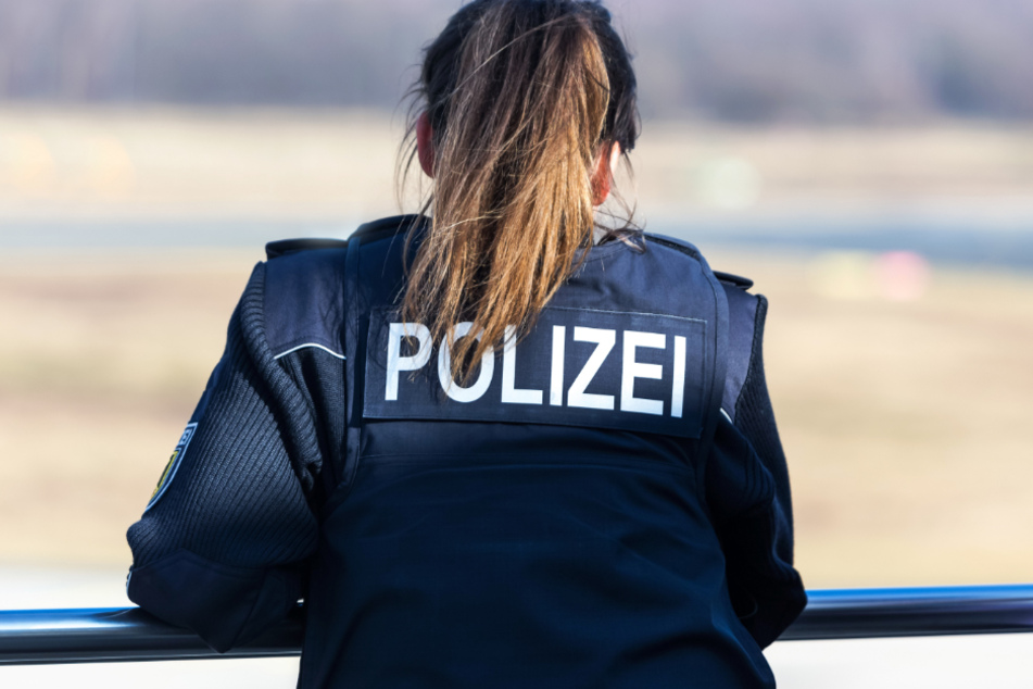 Die Polizeidirektionen Görlitz und Dresden warnen vor der neuen Corona-Betrugsmasche. (Symbolbild)