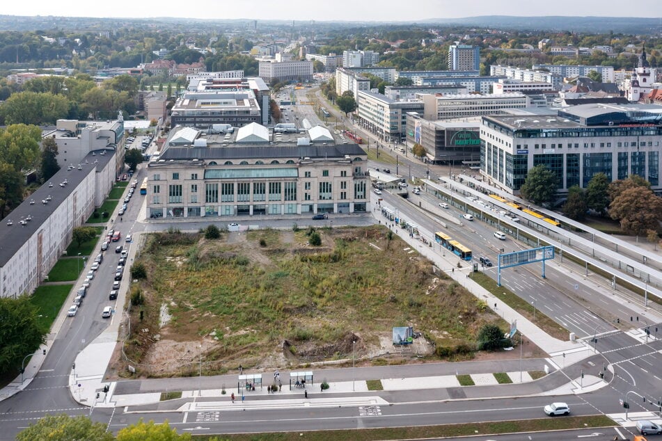 Bereits im Herbst 2023 sollte das "Carré am Tietz" mit Luxuswohnungen bebaut werden.