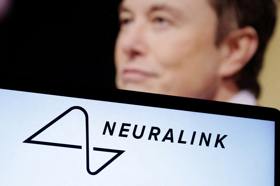 Elon Musk's biotech start-up Neuralink said it has approval from the FDA to test its brain implants in people.