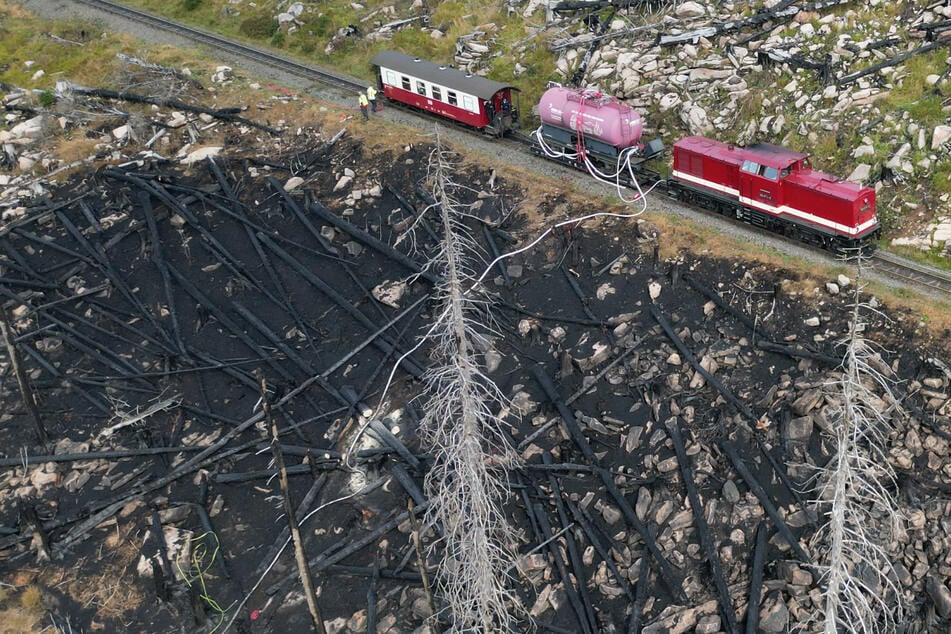 Feuer am Brocken: Polizei sucht Wanderer und Bildmaterial