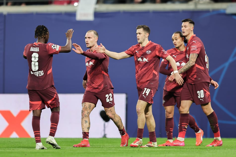 RB Leipzig geht im eigenen Wohnzimmer früh in Führung.