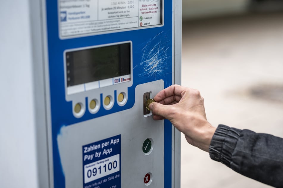 In Chemnitz zahlen 74 Prozent der Autofahrer ihre Parkgebühren bar.