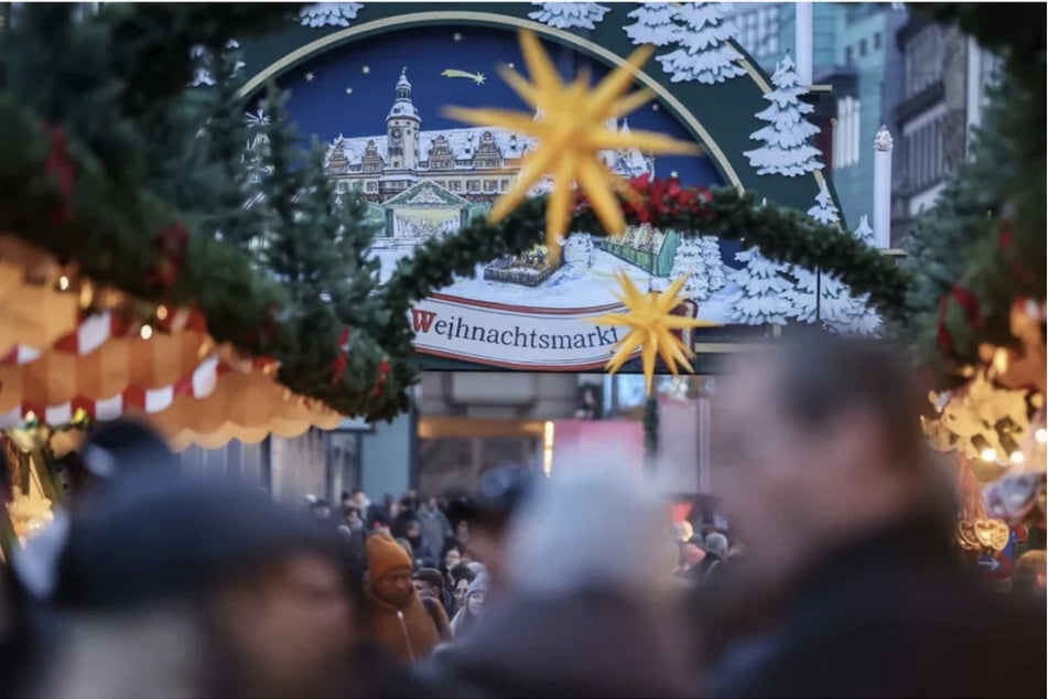 Am Wochenende werden wegen des Fußballspieles und des Weihnachtsmarkts Tausende Menschen in der Innenstadt erwartet.